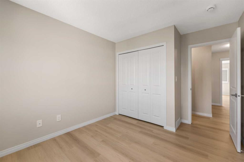 116 Country Hills Gardens Nw, Calgary, AB - Indoor Photo Showing Other Room
