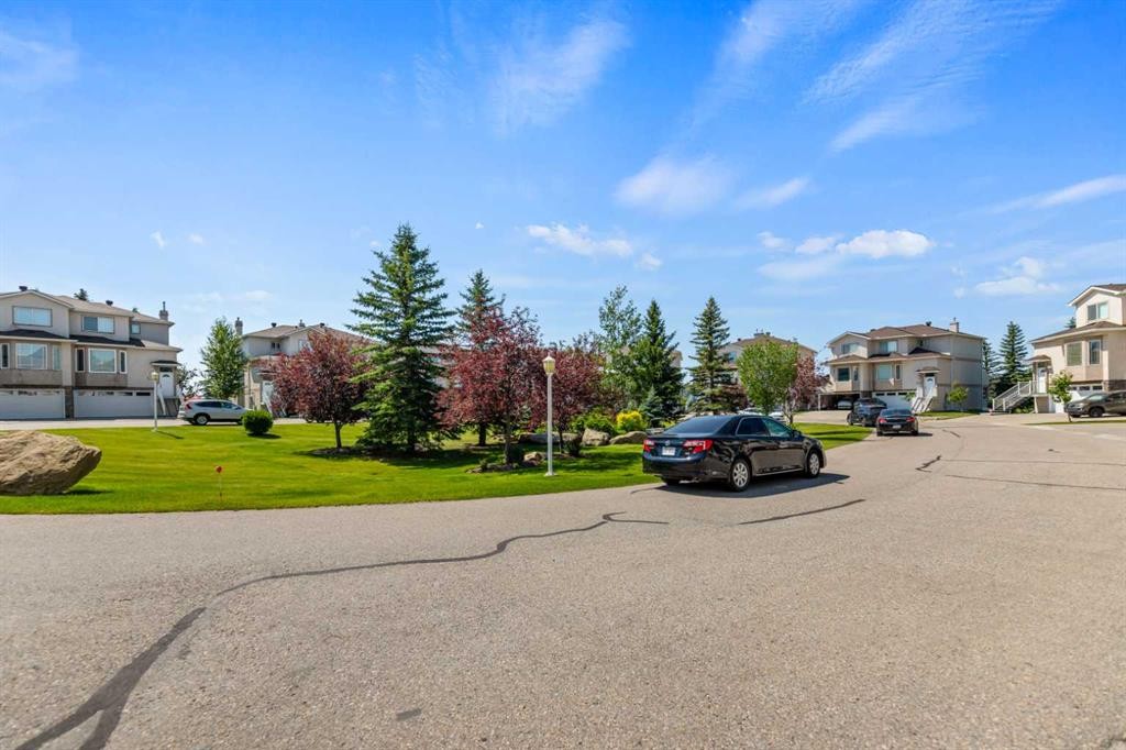 116 Country Hills Gardens Nw, Calgary, AB - Outdoor