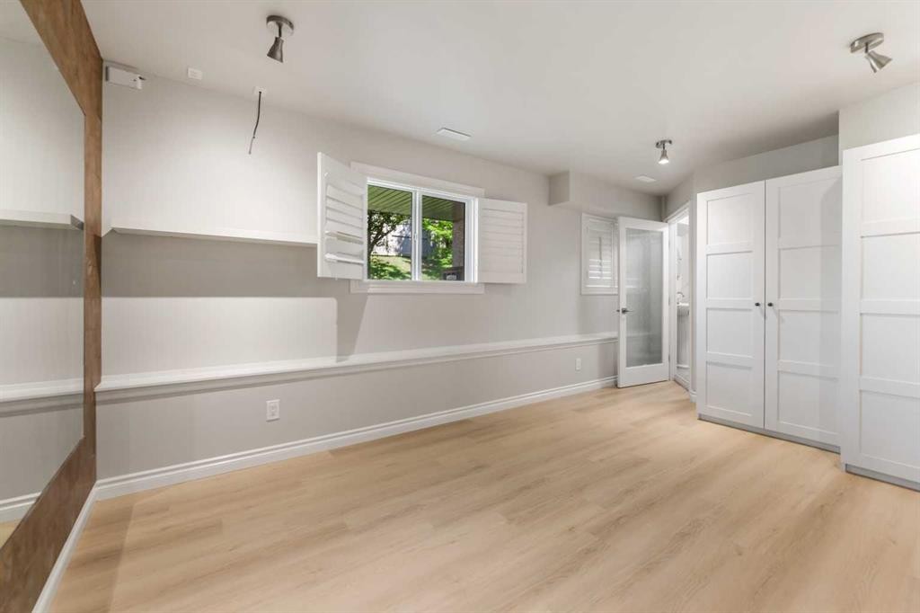 116 Country Hills Gardens Nw, Calgary, AB - Indoor Photo Showing Other Room