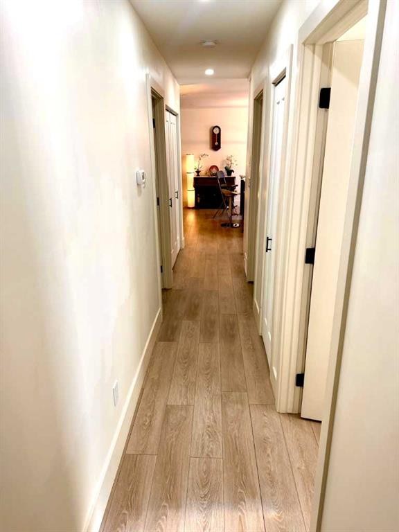 21 Cawder Drive Nw, Calgary, AB - Indoor Photo Showing Other Room