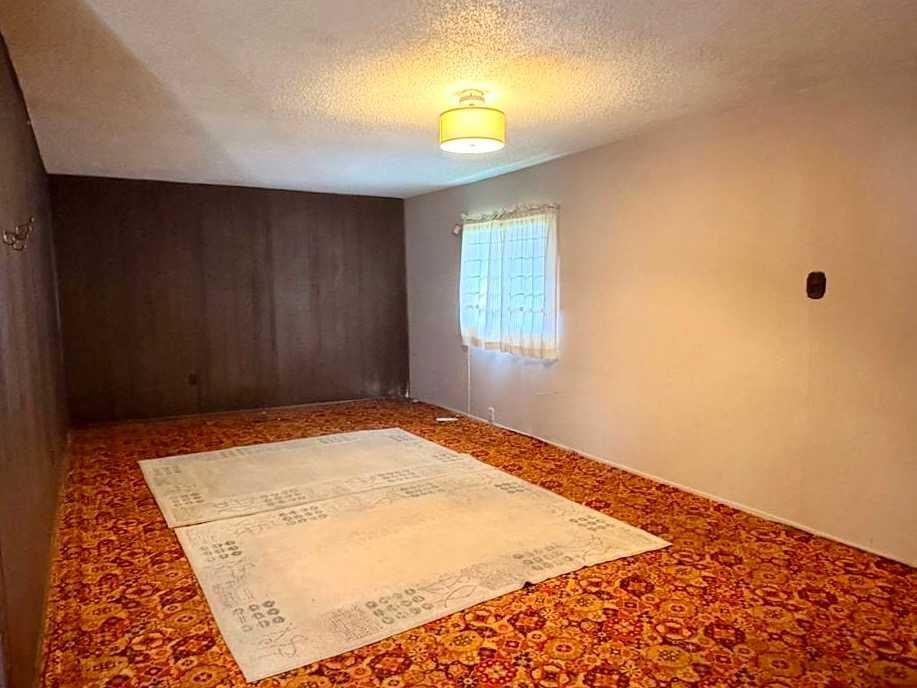 7939 47 Avenue Nw, Calgary, AB