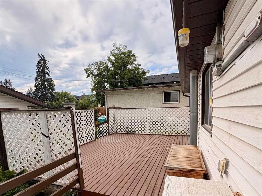 7939 47 Avenue Nw, Calgary, AB