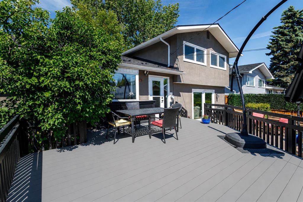 10720 Maplecrest Road Se, Calgary, AB