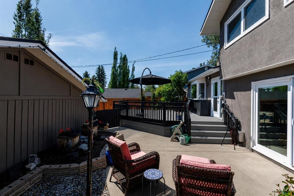 10720 Maplecrest Road Se, Calgary, AB
