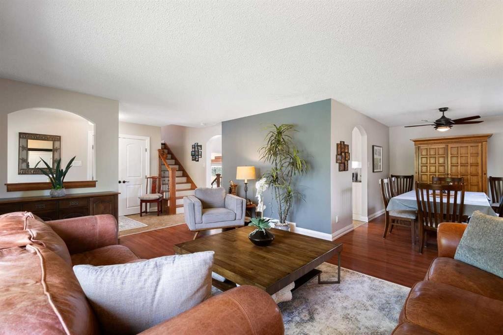 10720 Maplecrest Road Se, Calgary, AB