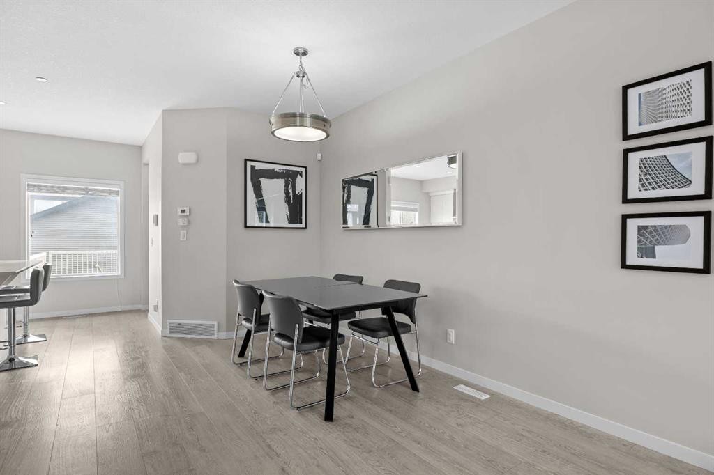 38 Howse Row North, Calgary, AB - Indoor Photo Showing Dining Room