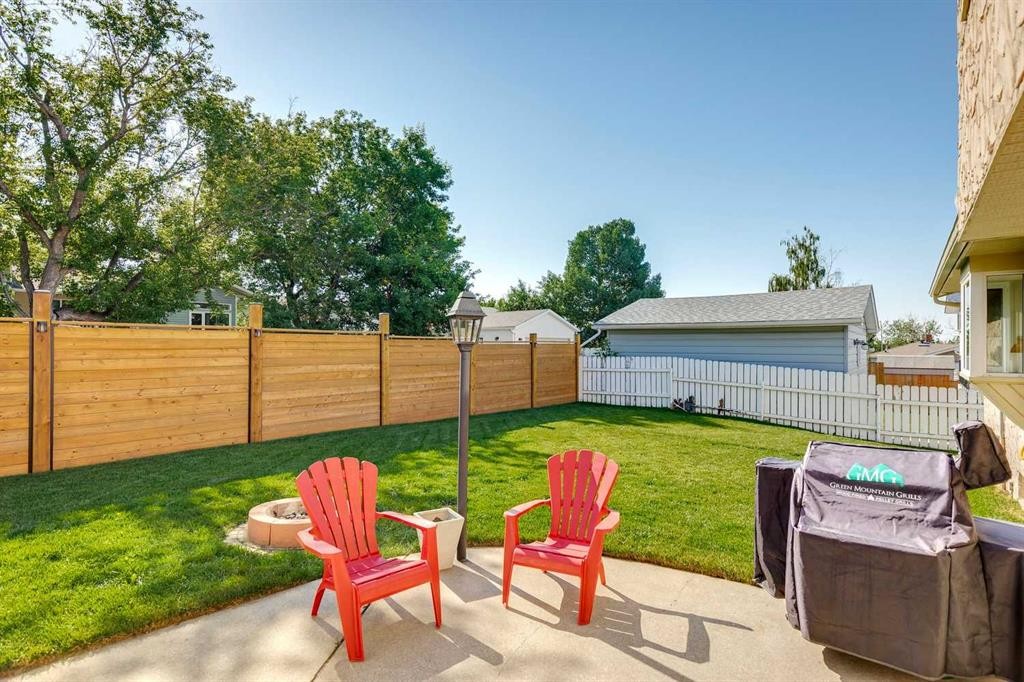 16 Brenner Place Nw, Calgary, AB - Outdoor With Deck Patio Veranda