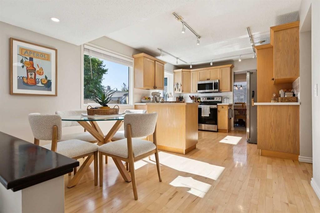 16 Brenner Place Nw, Calgary, AB - Indoor
