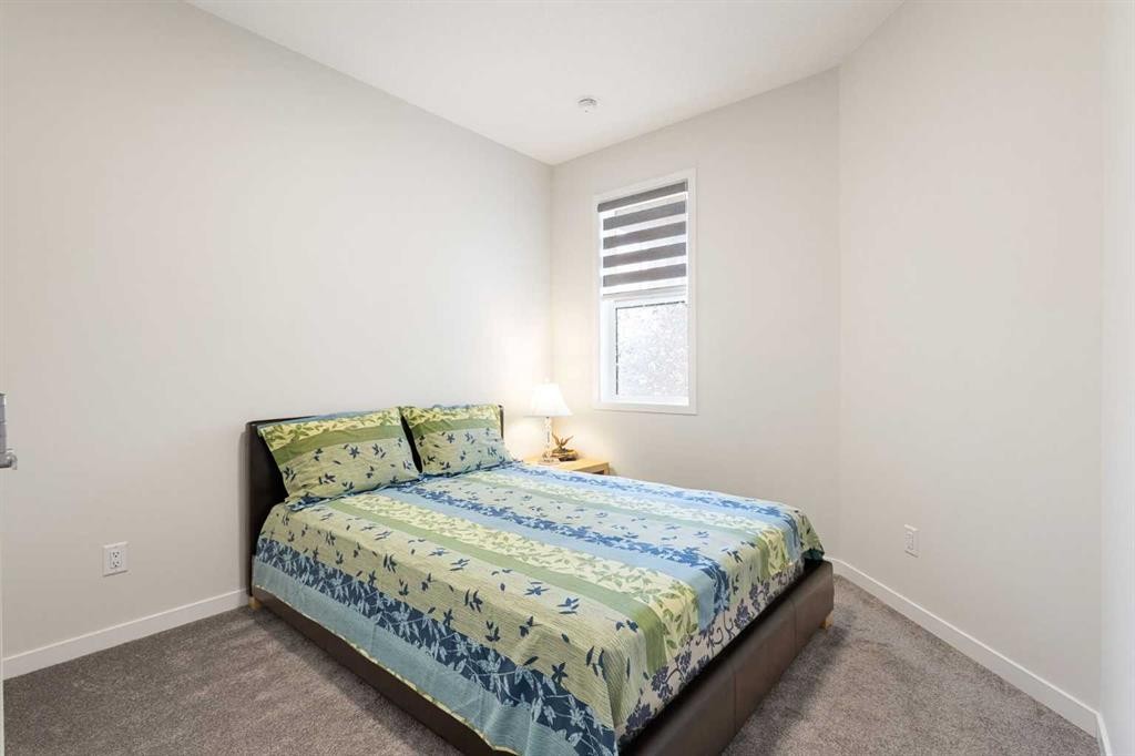 332 Magnolia Crescent Se, Calgary, AB