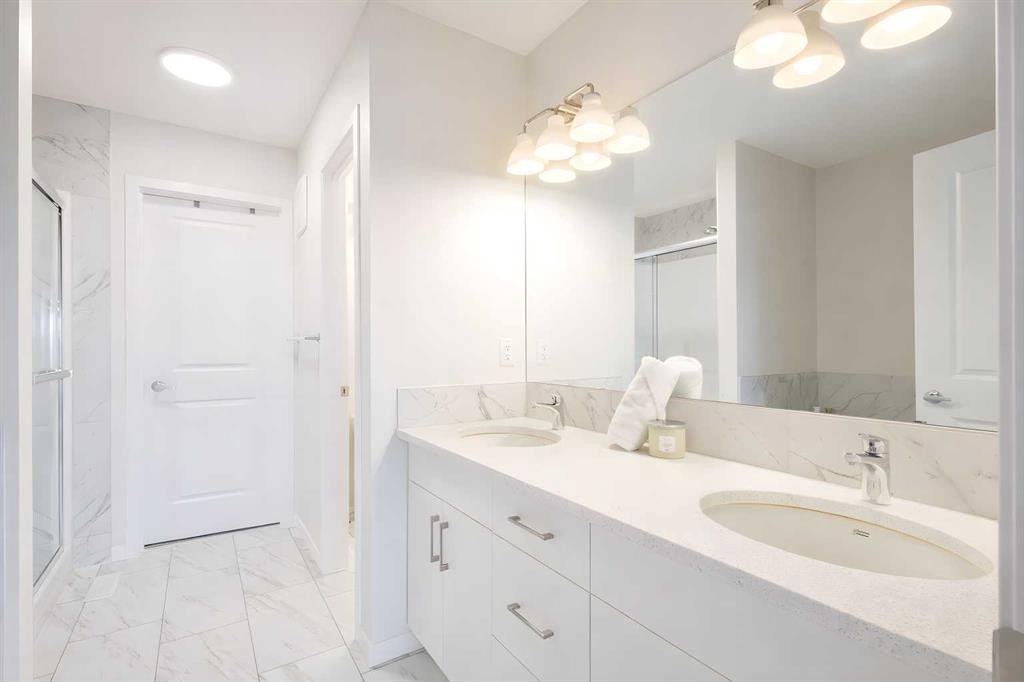 332 Magnolia Crescent Se, Calgary, AB