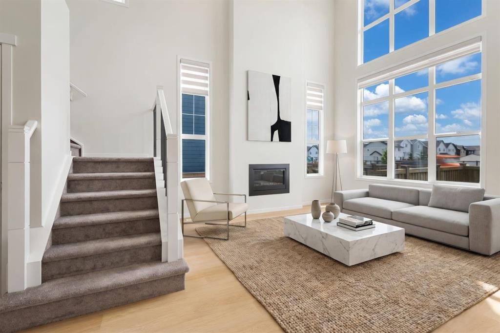 332 Magnolia Crescent Se, Calgary, AB