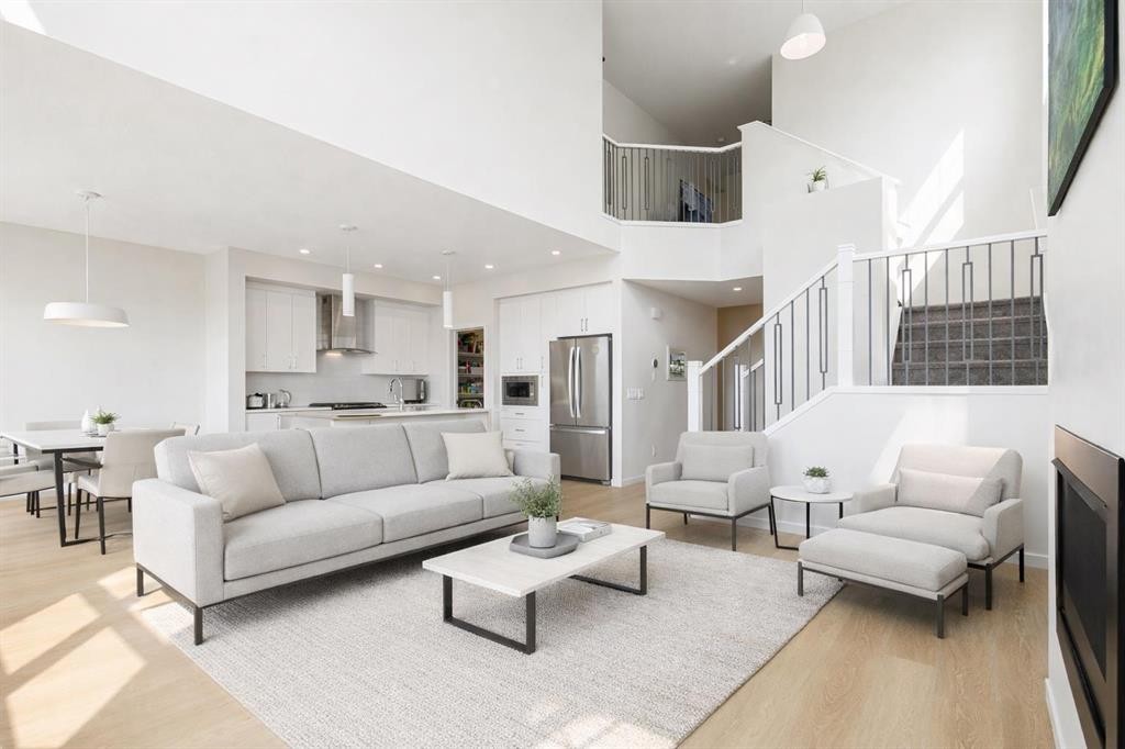 332 Magnolia Crescent Se, Calgary, AB