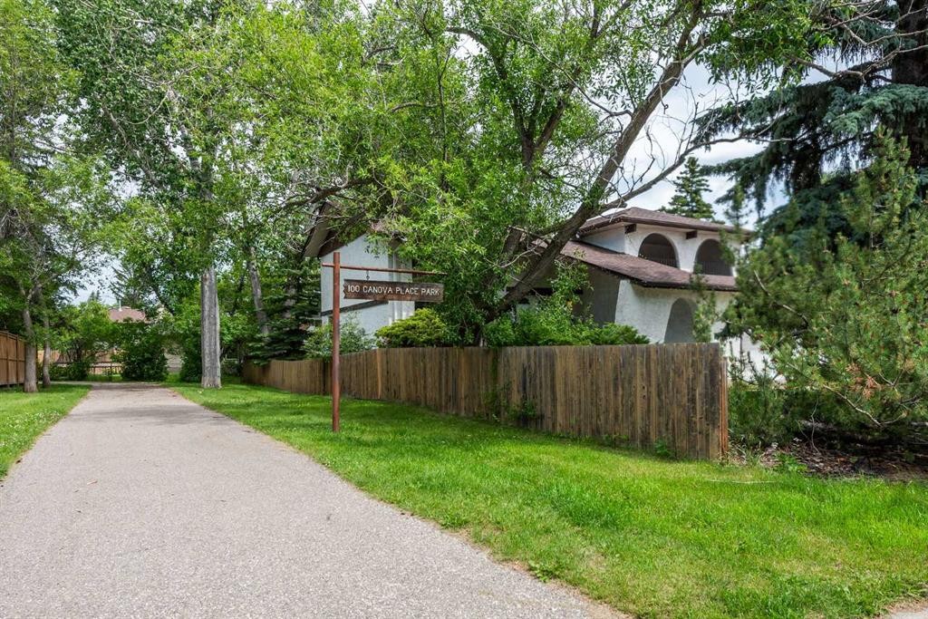 1320 116 Avenue Sw, Calgary, AB - Outdoor