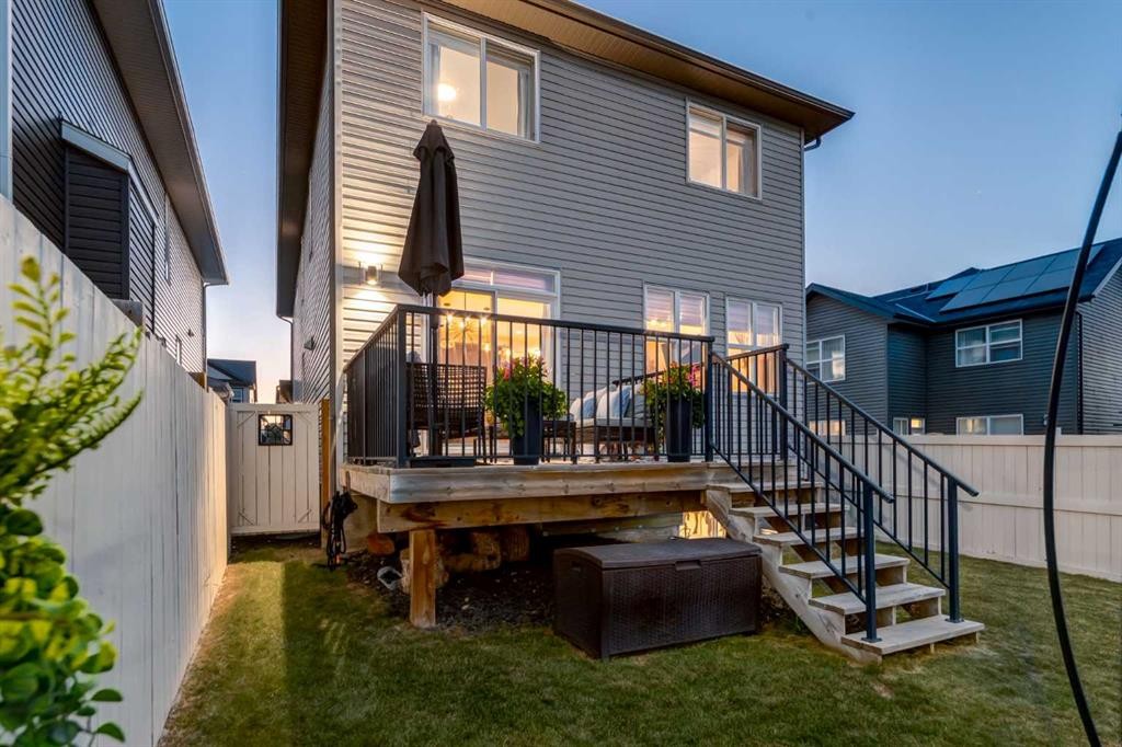 444 Evansglen Drive Nw, Calgary, AB - Outdoor With Deck Patio Veranda With Exterior