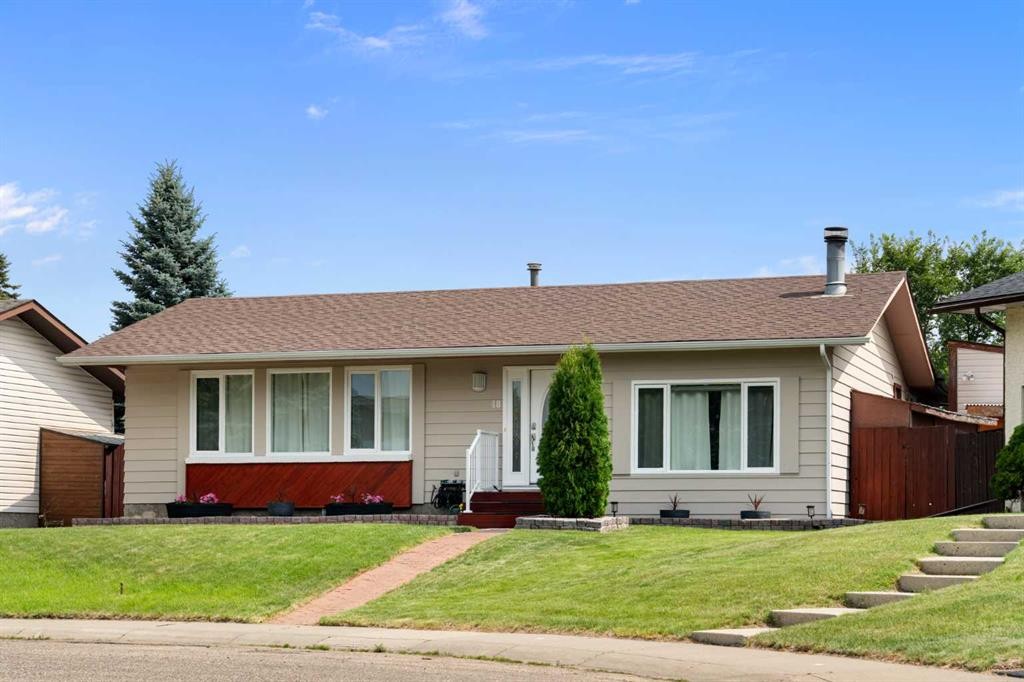 48 Deermont Way Se, Calgary, AB - Outdoor