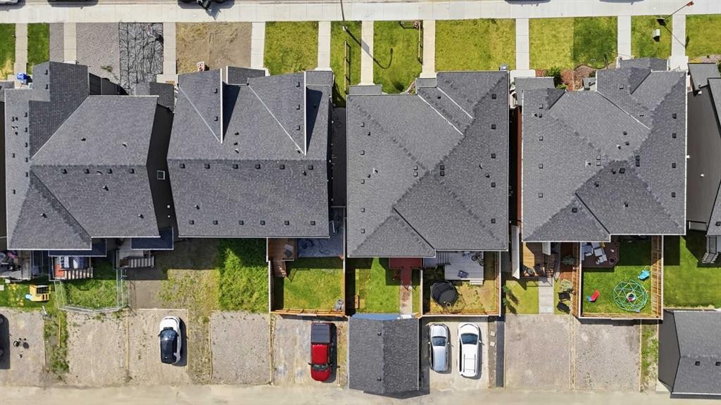52 Emberside Grove, Cochrane, AB -