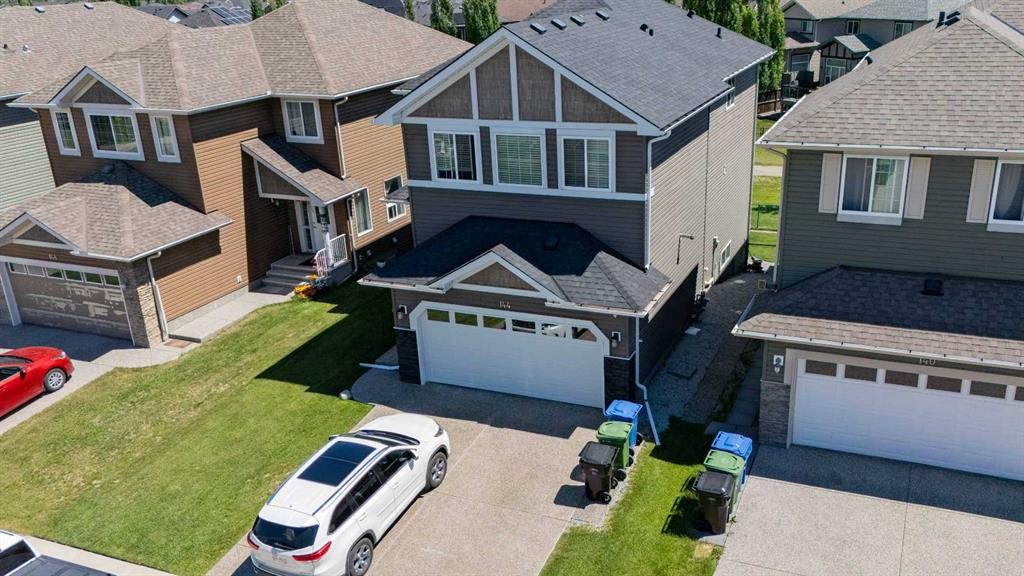 144 Everhollow Street Sw, Calgary, AB - Outdoor