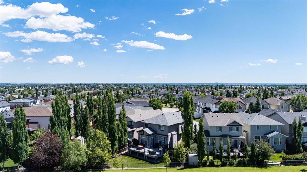 144 Everhollow Street Sw, Calgary, AB - Outdoor With View
