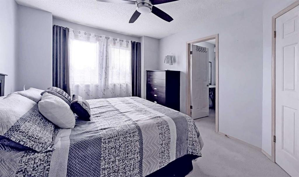 12 Shawbrooke Court Sw, Calgary, AB - Indoor Photo Showing Bedroom