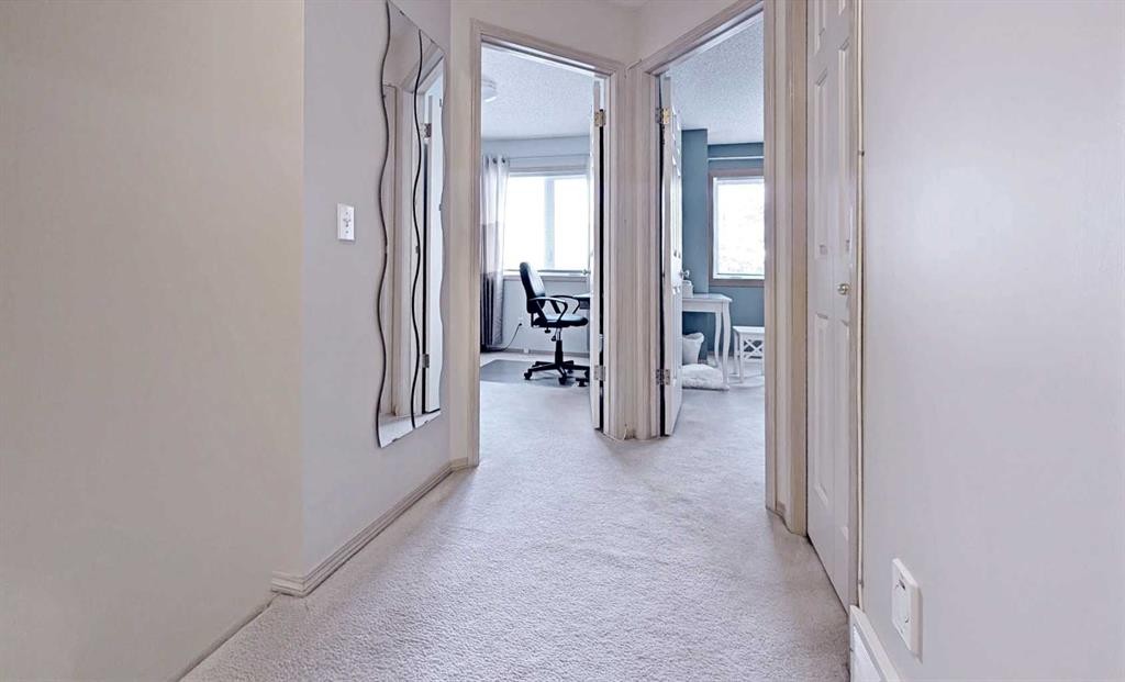 12 Shawbrooke Court Sw, Calgary, AB - Indoor Photo Showing Other Room