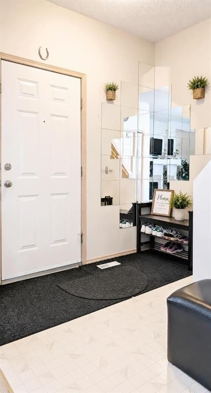 12 Shawbrooke Court Sw, Calgary, AB - Indoor Photo Showing Other Room