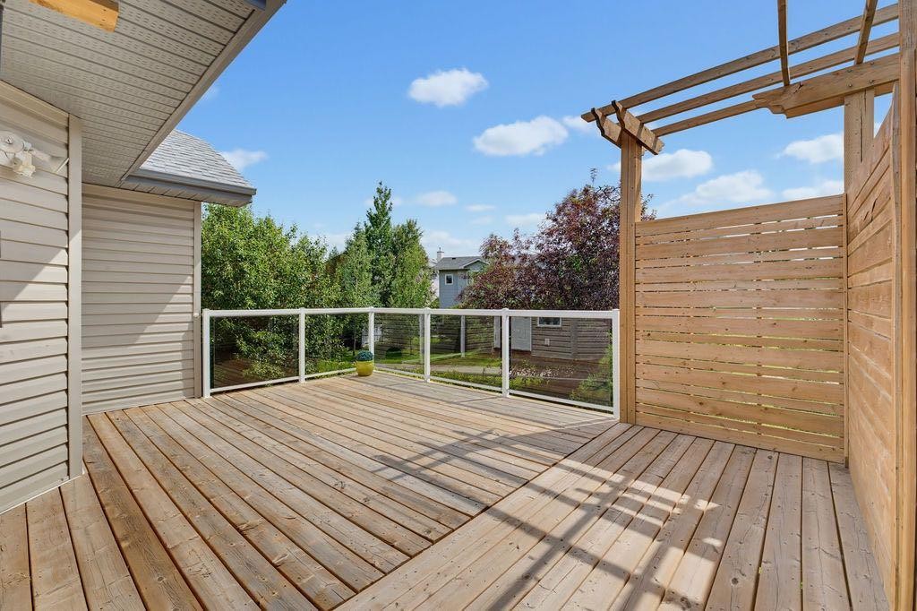359 Hidden Ranch Place Nw, Calgary, AB - Outdoor With Deck Patio Veranda With Exterior
