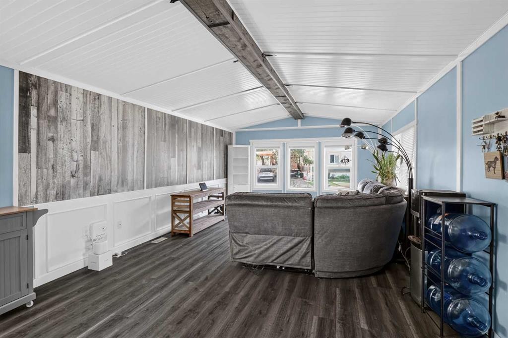 353 Burroughs Circle Ne, Calgary, AB