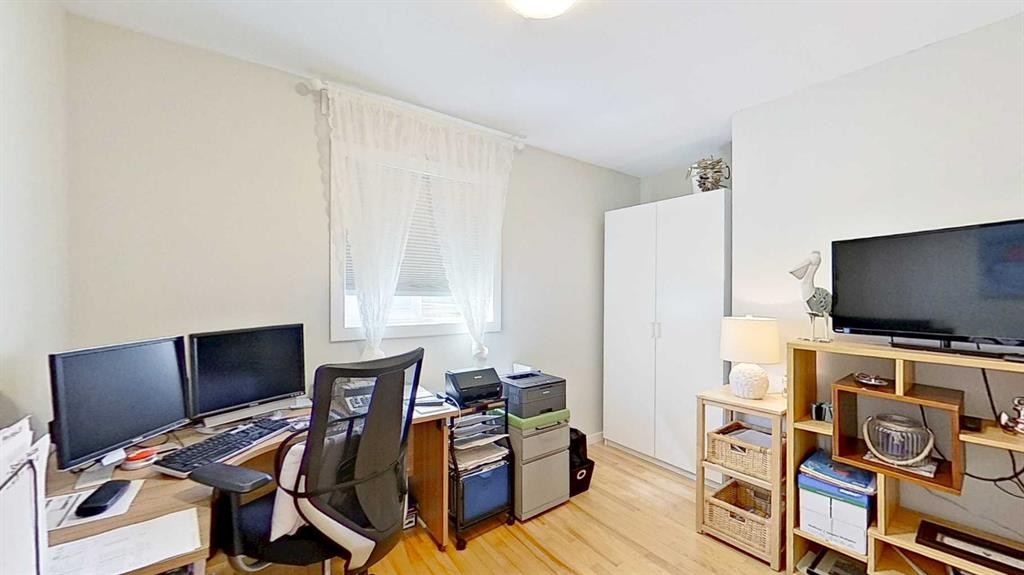 7 Bridlecrest Boulevard Sw, Calgary, AB - Indoor Photo Showing Office