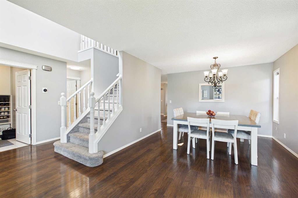 70 Coventry Crescent Ne, Calgary, AB - Indoor Photo Showing Dining Room