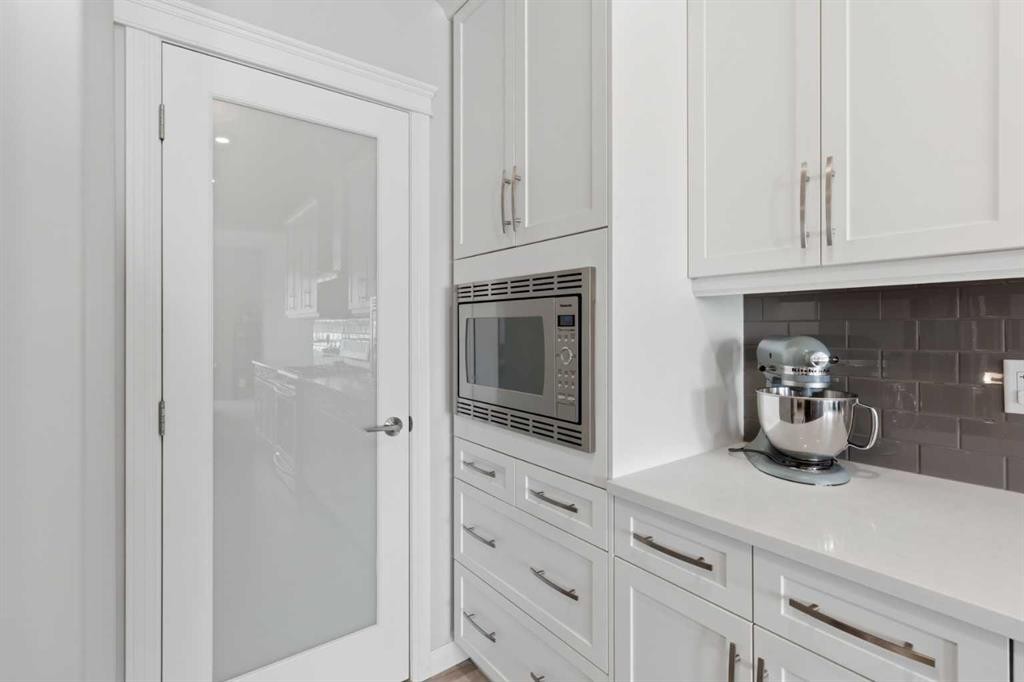 283 Nolanhurst Crescent Nw, Calgary, AB - Indoor Photo Showing Other Room