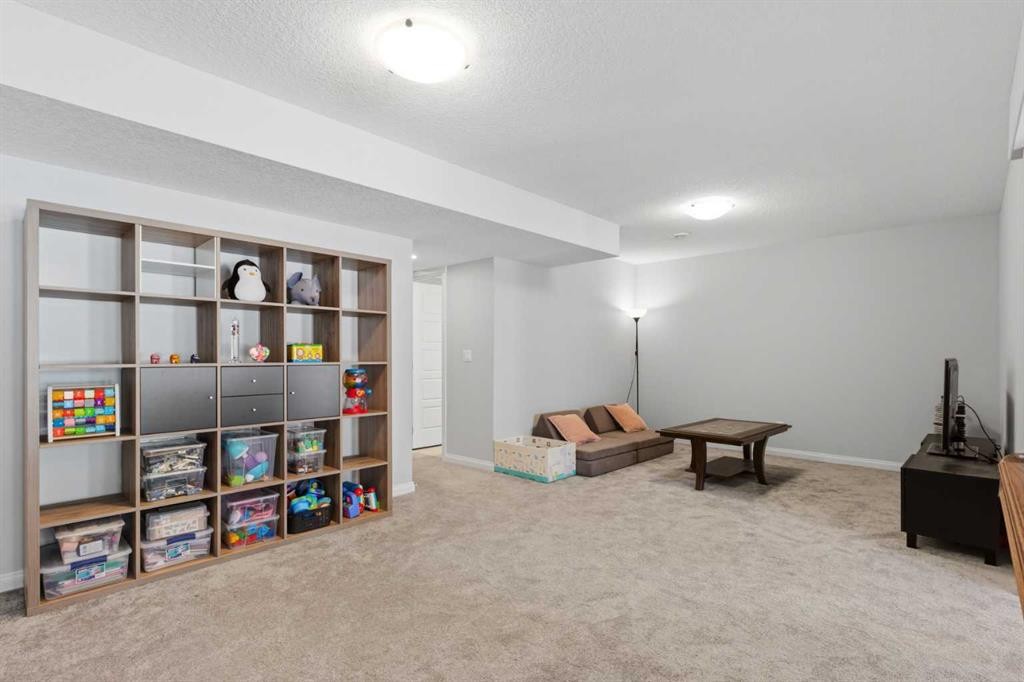 283 Nolanhurst Crescent Nw, Calgary, AB - Indoor
