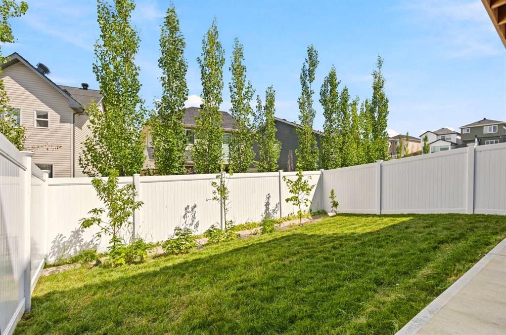 283 Nolanhurst Crescent Nw, Calgary, AB - Outdoor