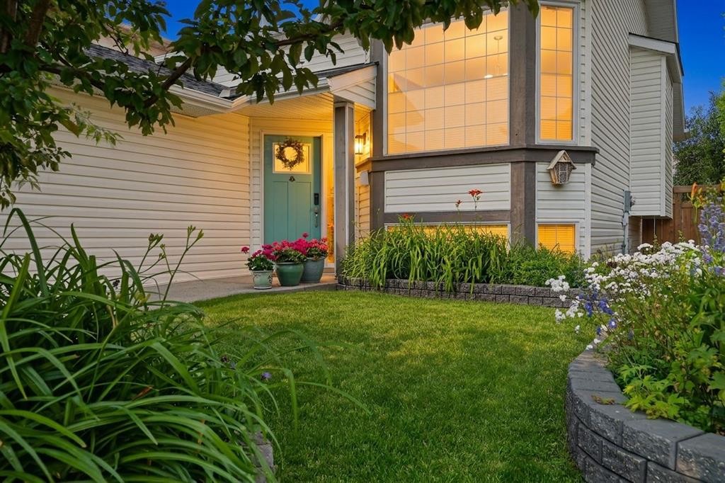 107 Edgevalley Close Nw, Calgary, AB - Outdoor