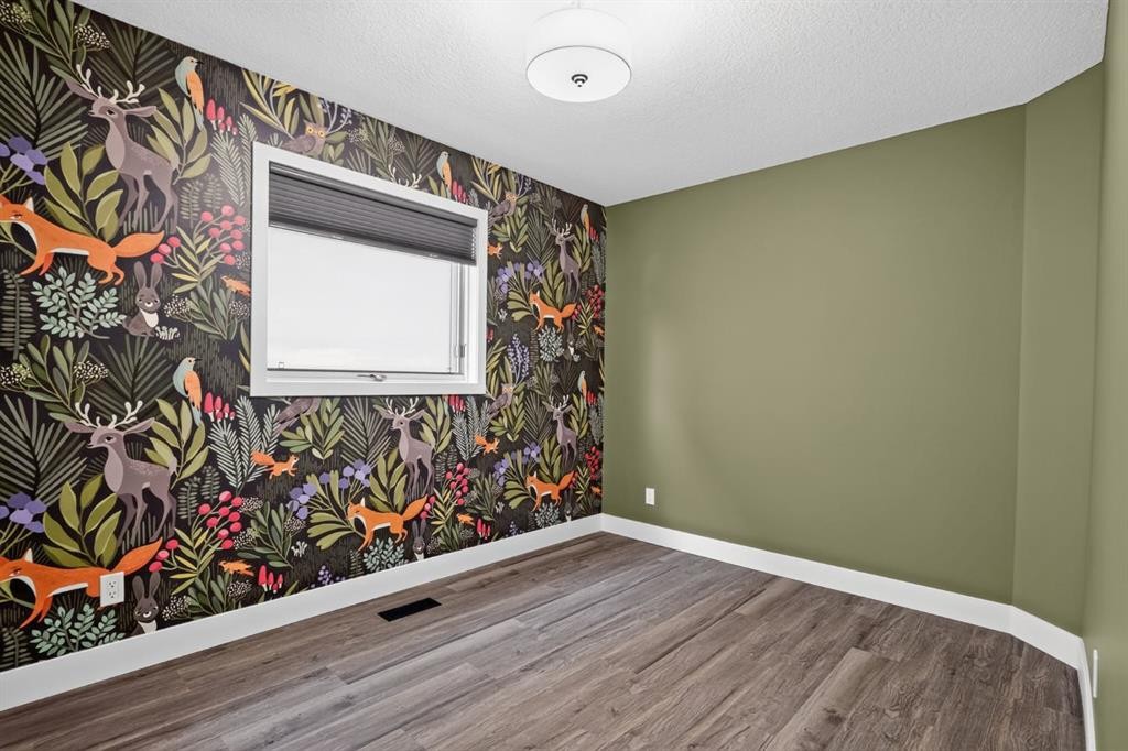 107 Edgevalley Close Nw, Calgary, AB - Indoor Photo Showing Other Room