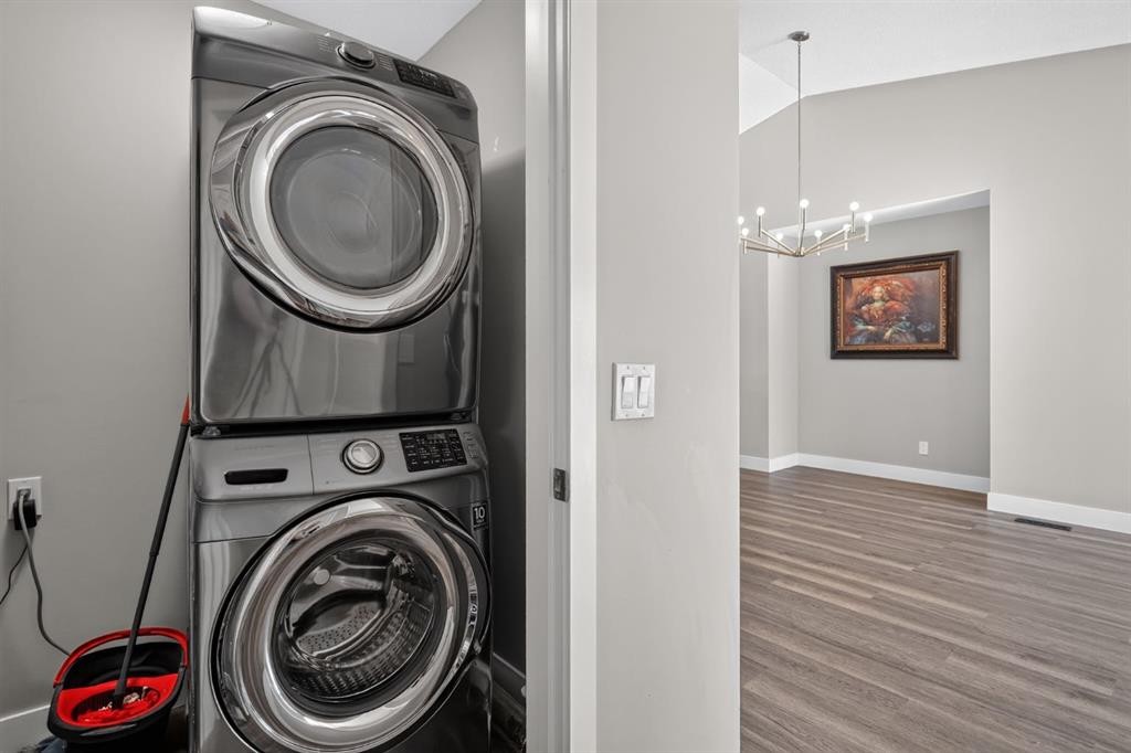 107 Edgevalley Close Nw, Calgary, AB - Indoor Photo Showing Laundry Room