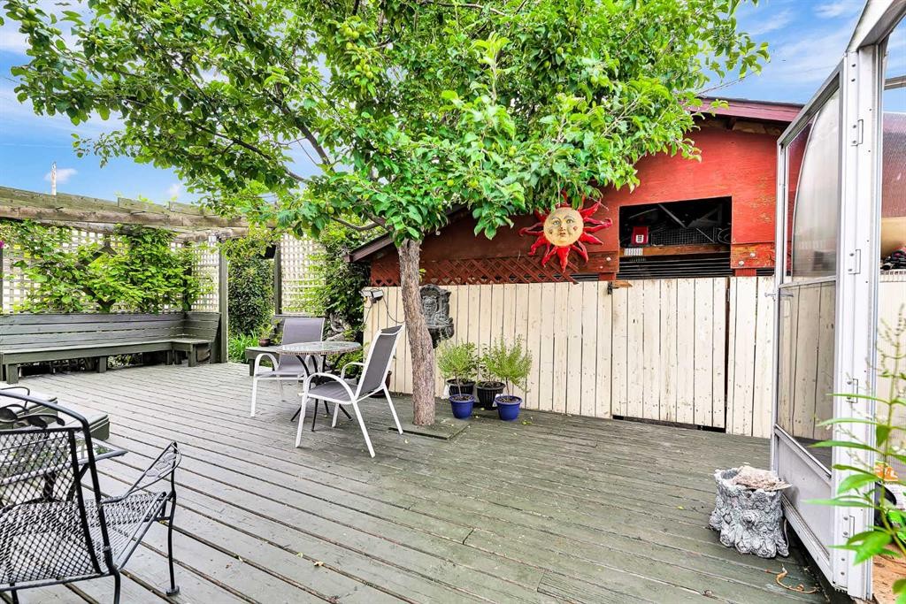 3722 Dover Ridge Drive Se, Calgary, AB - Outdoor With Deck Patio Veranda