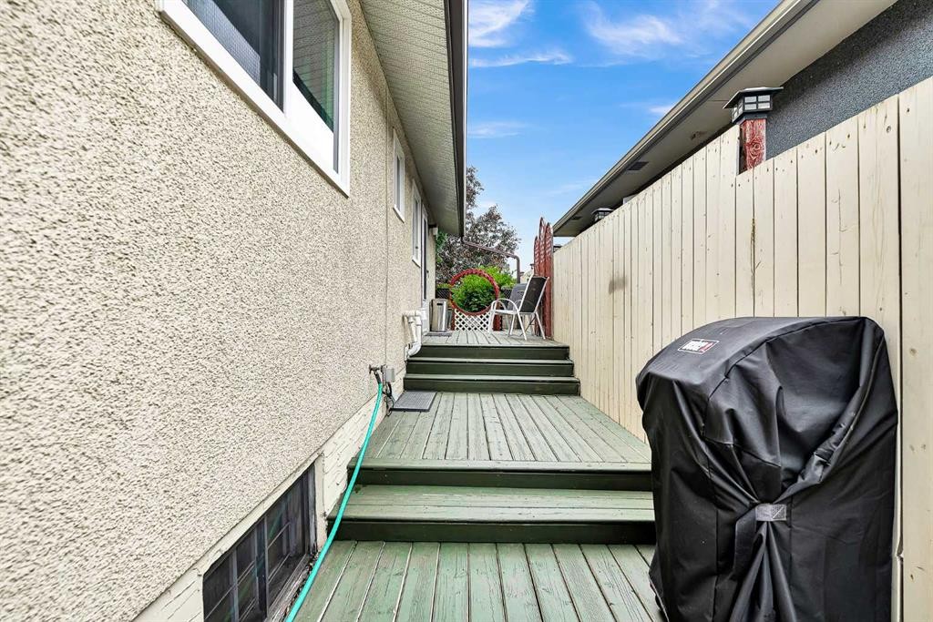 3722 Dover Ridge Drive Se, Calgary, AB - Outdoor With Deck Patio Veranda With Exterior