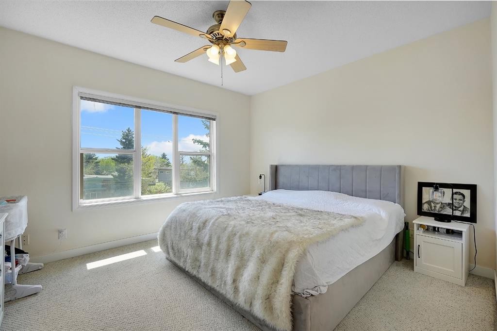 227-1920 14 Avenue Ne, Calgary, AB - Indoor Photo Showing Bedroom