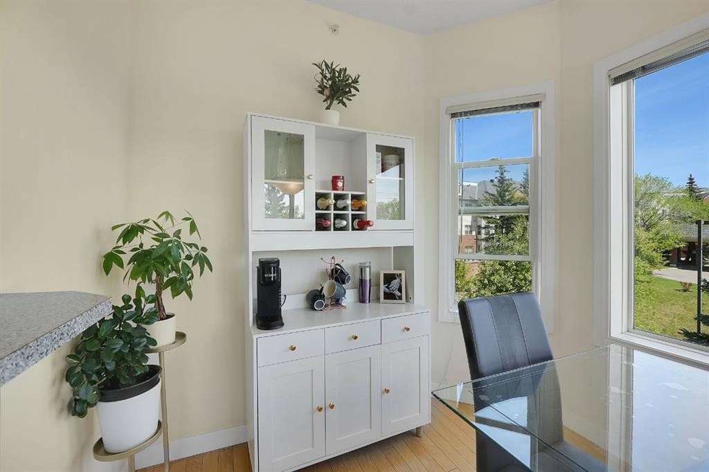 227-1920 14 Avenue Ne, Calgary, AB - Indoor Photo Showing Other Room