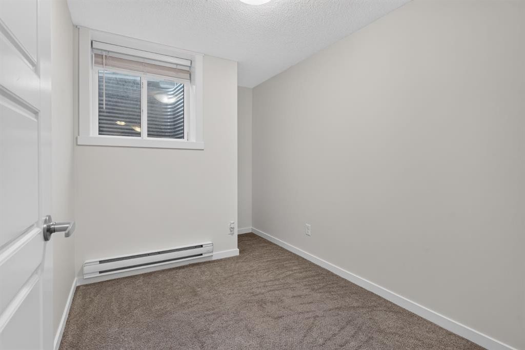 461 Cranbrook Square Se, Calgary, AB - Indoor Photo Showing Other Room
