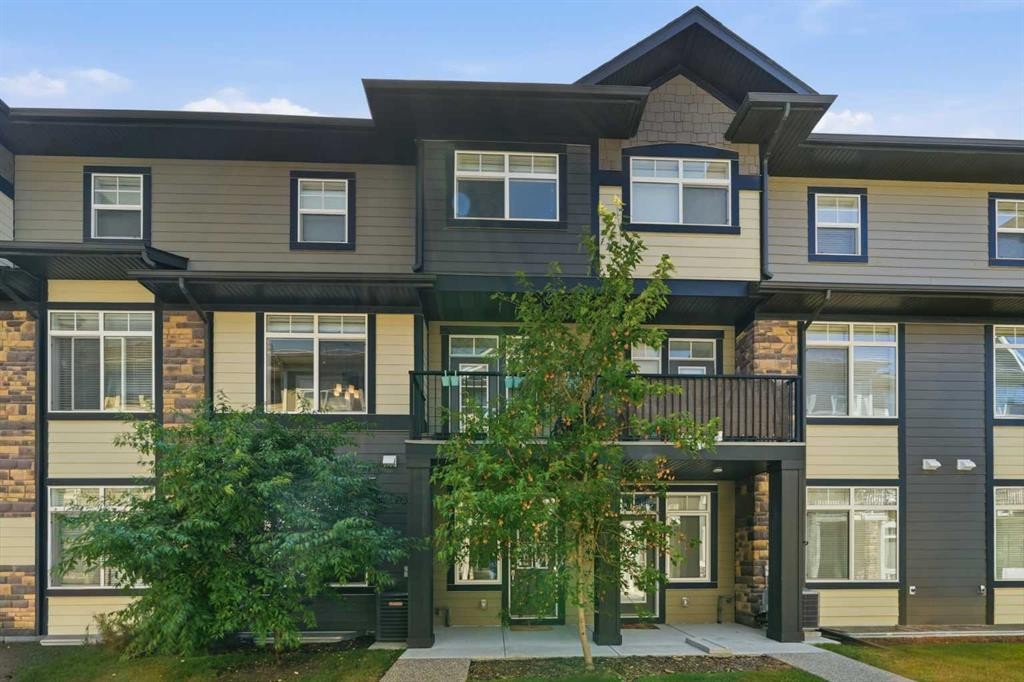 312 Wentworth Row Sw, Calgary, AB - Outdoor With Facade