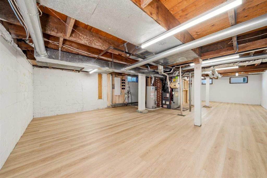 3222 1 Street Ne, Calgary, AB - Indoor Photo Showing Basement