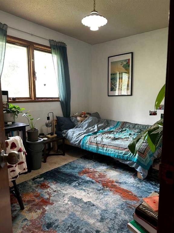 3207 Utah Place Nw, Calgary, AB - Indoor Photo Showing Bedroom