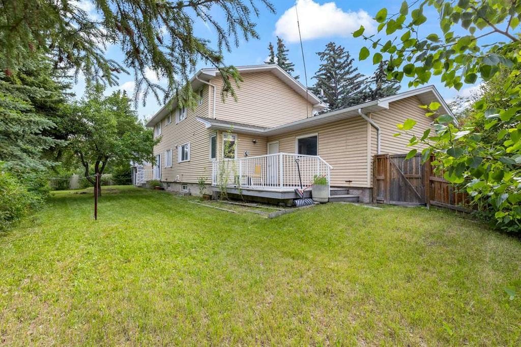 3207 Utah Place Nw, Calgary, AB - Outdoor With Deck Patio Veranda