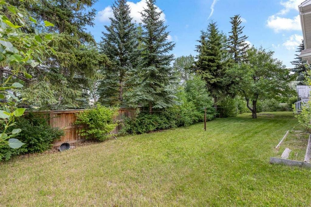 3207 Utah Place Nw, Calgary, AB - Outdoor