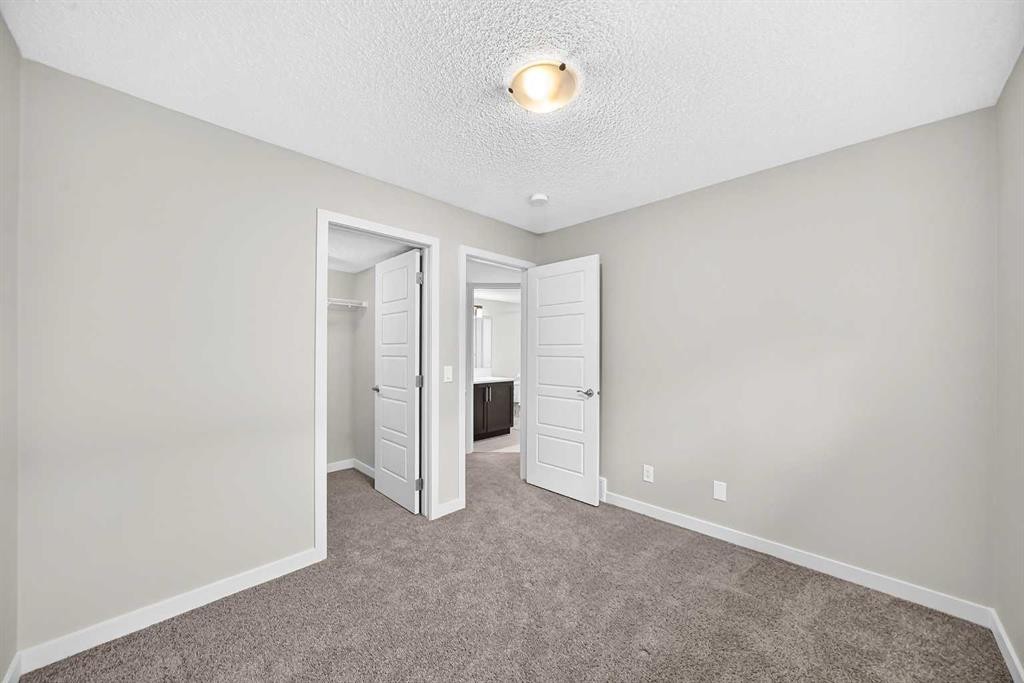 716-32 Red Embers Parade Ne, Calgary, AB - Indoor