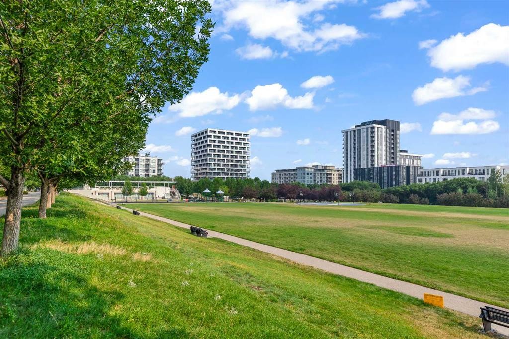 405-880 Centre Avenue Ne, Calgary, AB - Outdoor With View