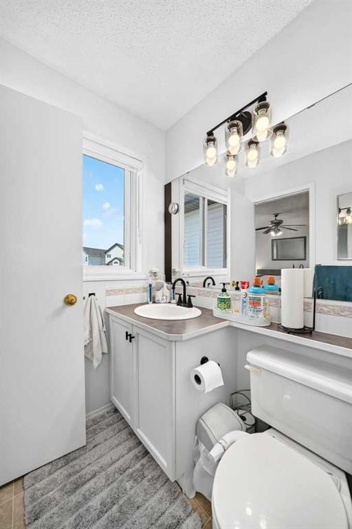 286 Prestwick Circle Se, Calgary, AB - Indoor Photo Showing Bathroom
