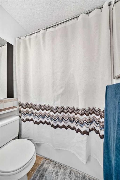 286 Prestwick Circle Se, Calgary, AB - Indoor Photo Showing Bathroom