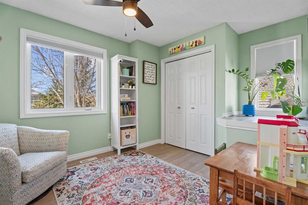 31 Mt Aberdeen Grove Se, Calgary, AB - Indoor